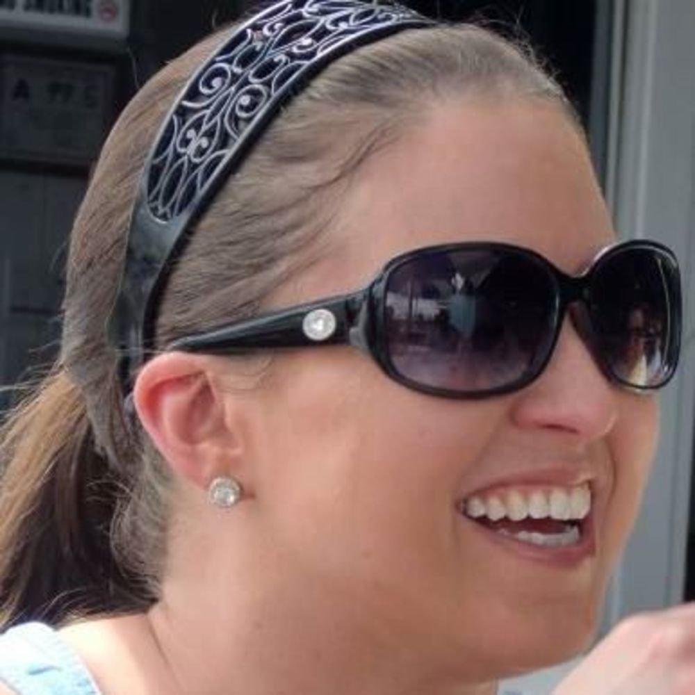 Meet your Posher, Julie
